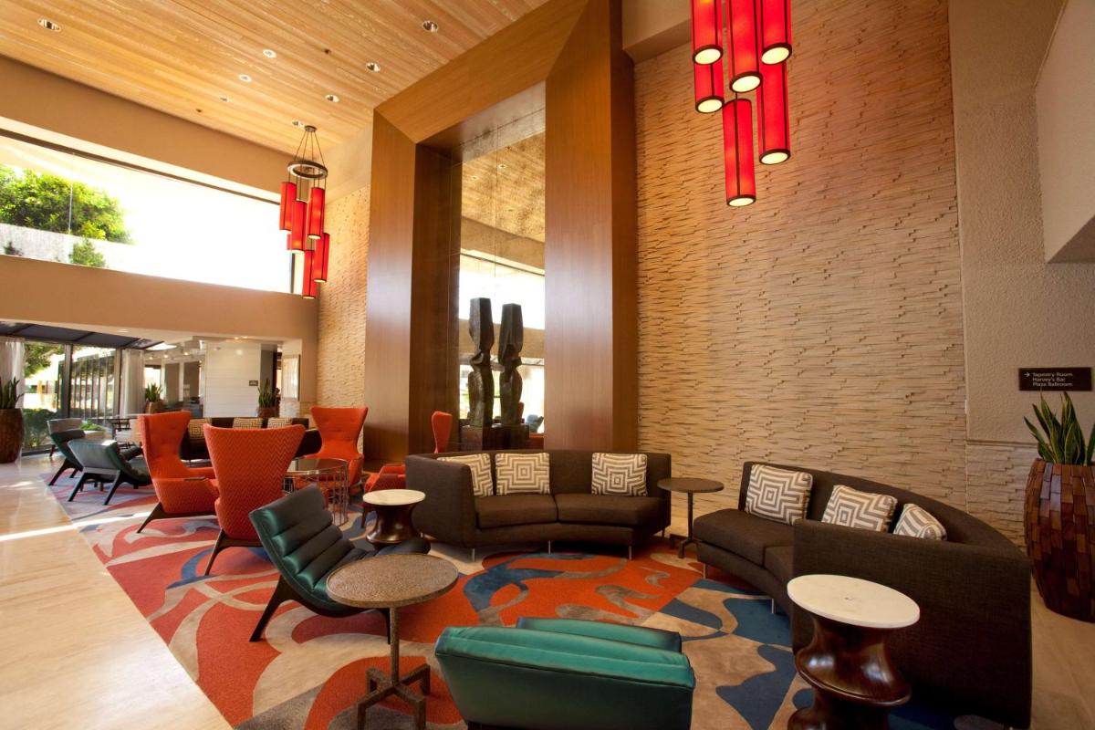 Hilton Palm Springs - image 3
