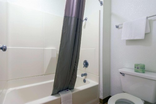 Motel 6-Palm Springs CA - Downtown - image 18