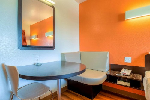Motel 6-Palm Springs CA - Downtown - image 21