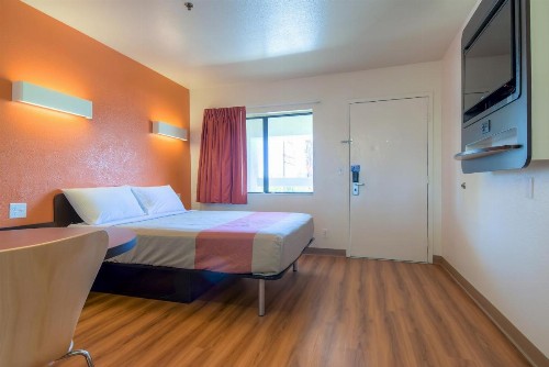 Motel 6-Palm Springs CA - Downtown - image 42