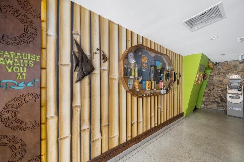 Caliente Tropics - image 36