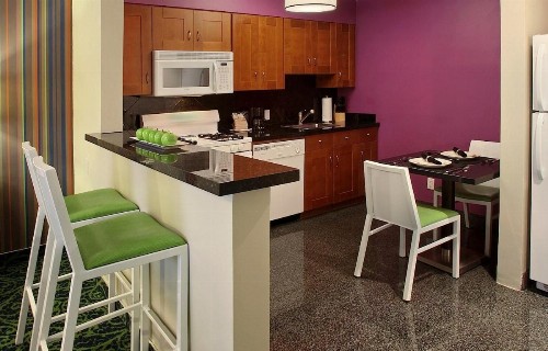 7 Springs Inn & Suites - image 12