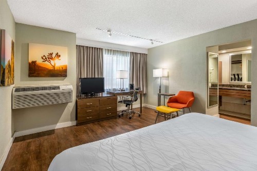 Best Western Inn at Palm Springs - image 29