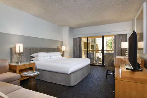 Renaissance Palm Springs Hotel - image 28