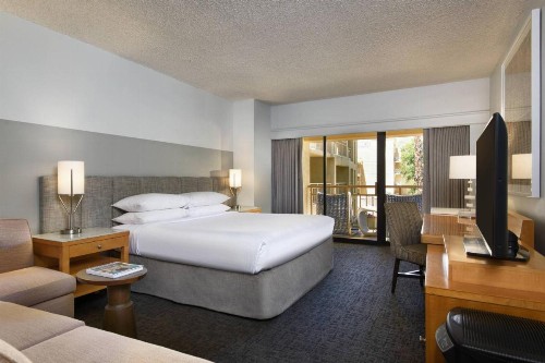 Renaissance Palm Springs Hotel - image 40