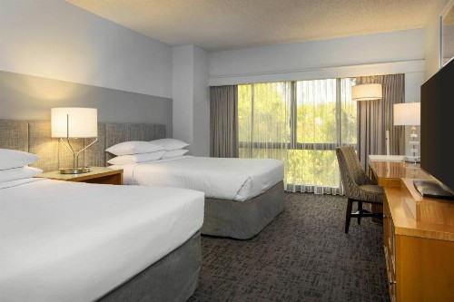 Renaissance Palm Springs Hotel - image 5