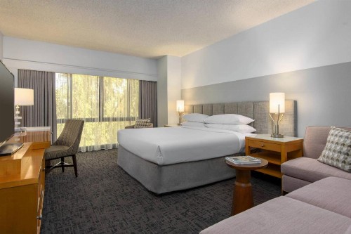 Renaissance Palm Springs Hotel - image 7