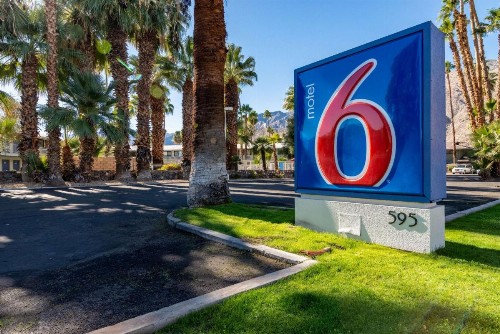 Motel 6-Palm Springs CA - East - Palm Canyon - image 12