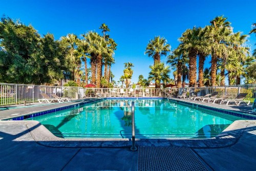 Motel 6-Palm Springs CA - East - Palm Canyon - image 18