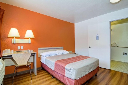 Motel 6-Palm Springs CA - East - Palm Canyon - image 32