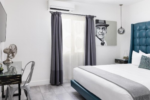 The Palm Springs Hotel - image 18