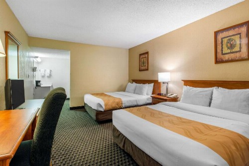 Quality Inn Palm Springs Downtown - image 17