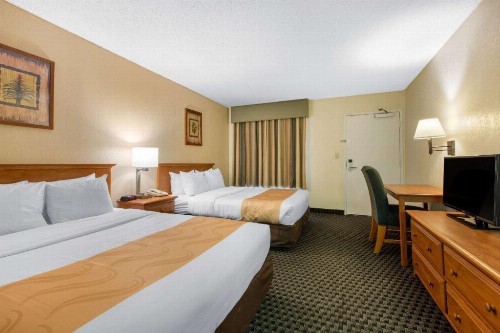 Quality Inn Palm Springs Downtown - image 20