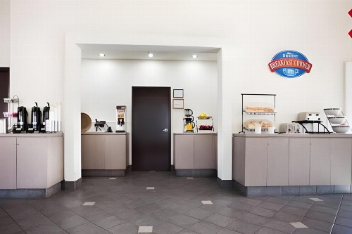 Quality Inn Palm Springs Downtown - image 6