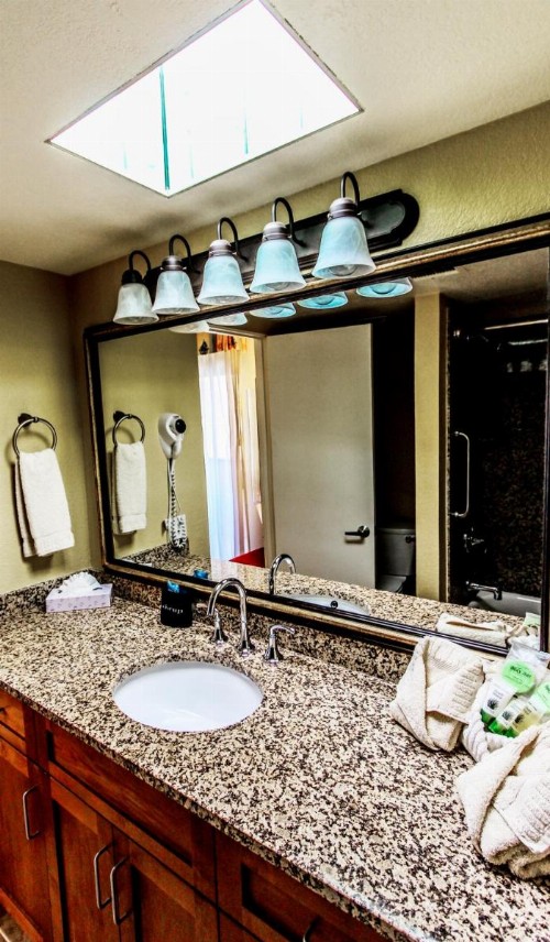 Desert Vacation Villas a VRI resort - image 21