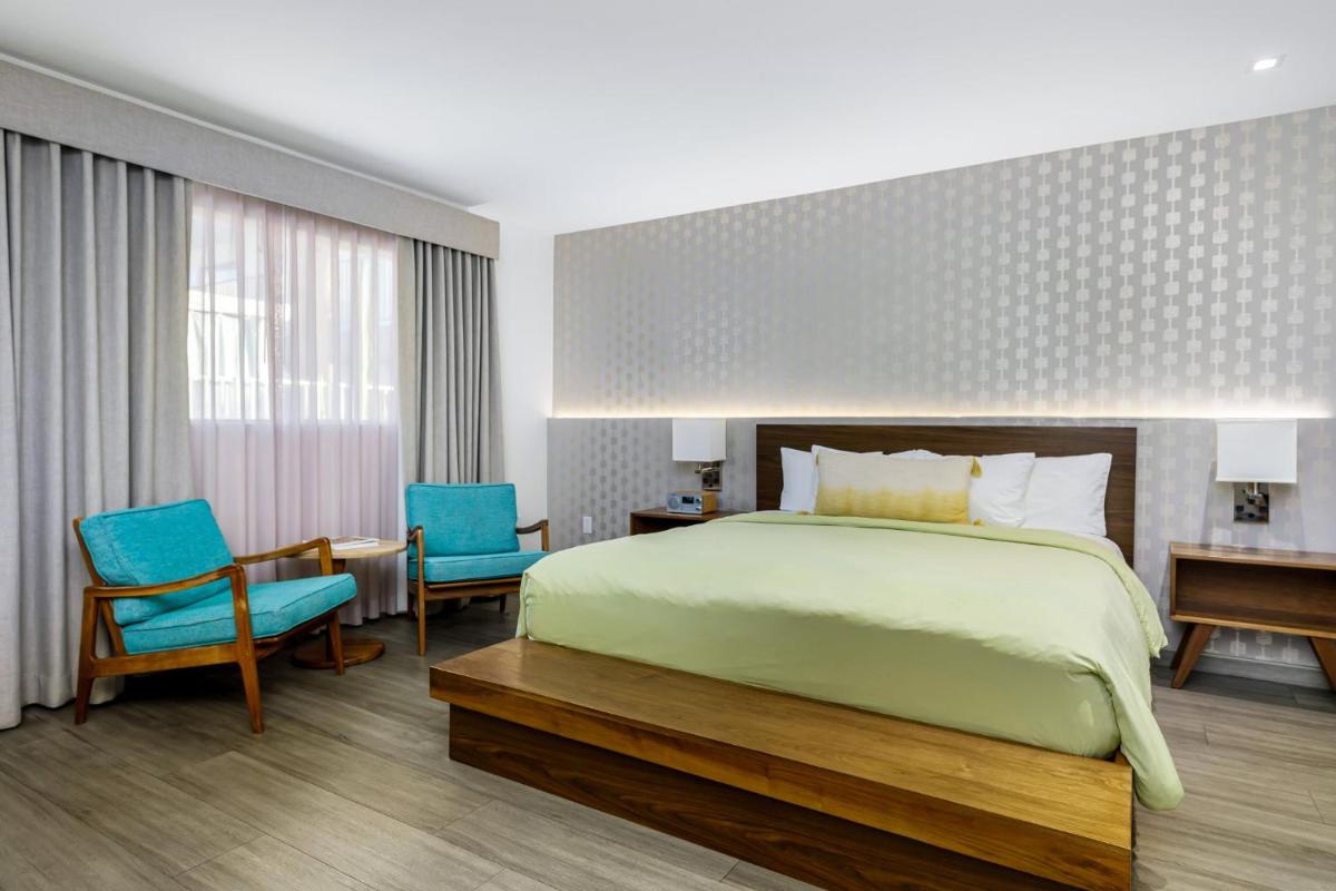 Skylark Hotel - image 3