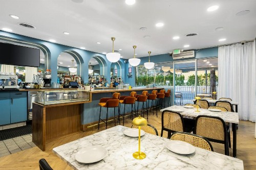 Skylark Hotel - image 44