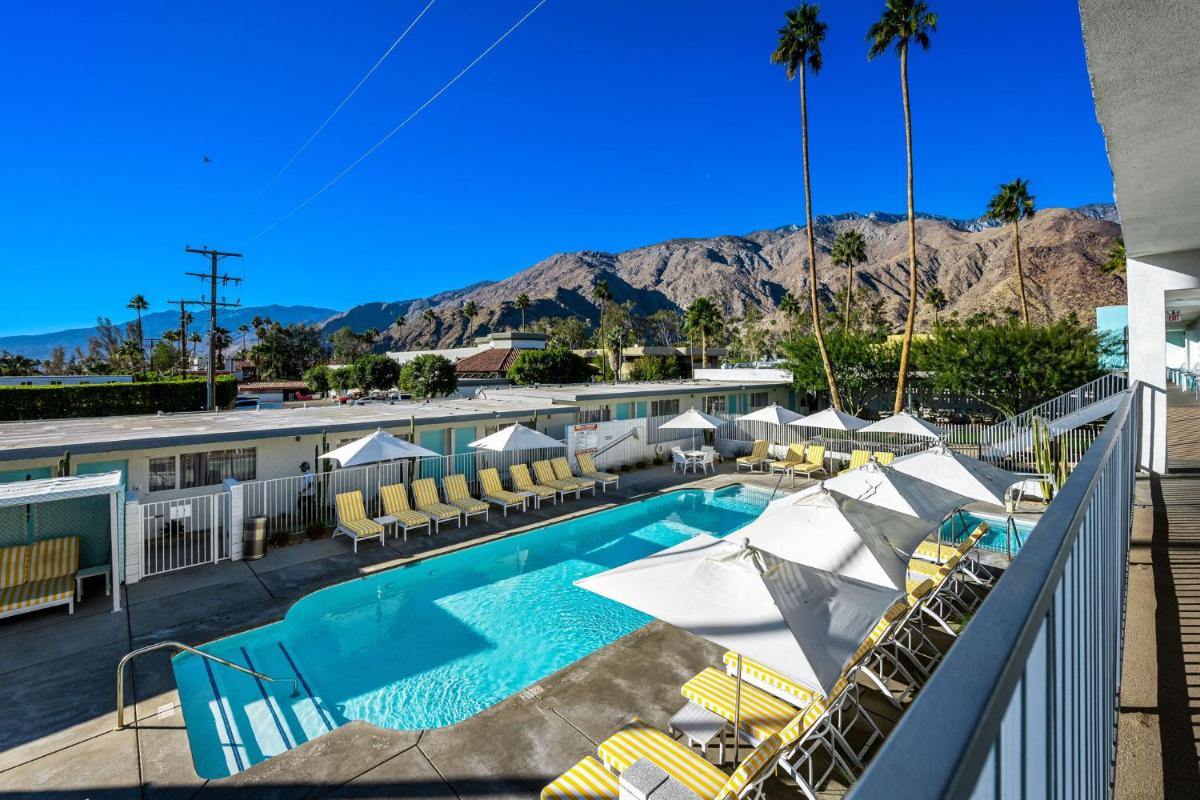 Skylark Hotel - image 5