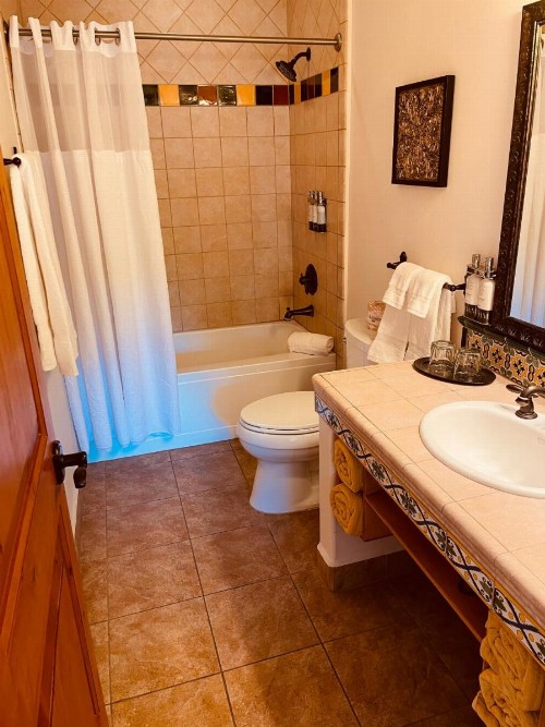 Los Arboles Hotel - image 16