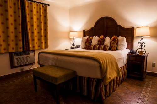 Los Arboles Hotel - image 31