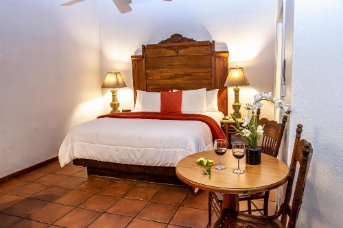 Hotel California - image 15