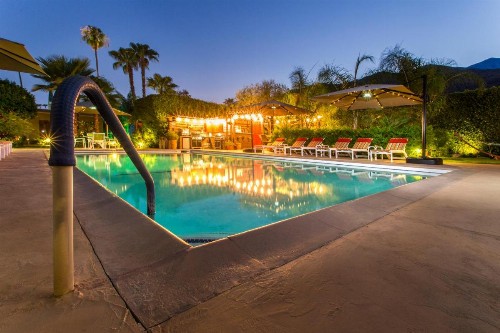 Desert Riviera Hotel - image 18