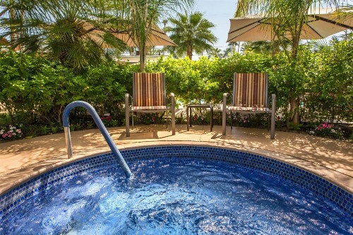 Desert Riviera Hotel - image 24