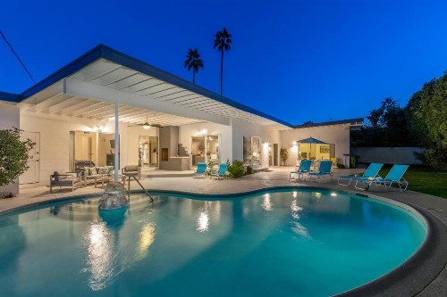 Chi Chi House - image 26