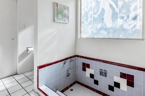 Chi Chi House - image 43
