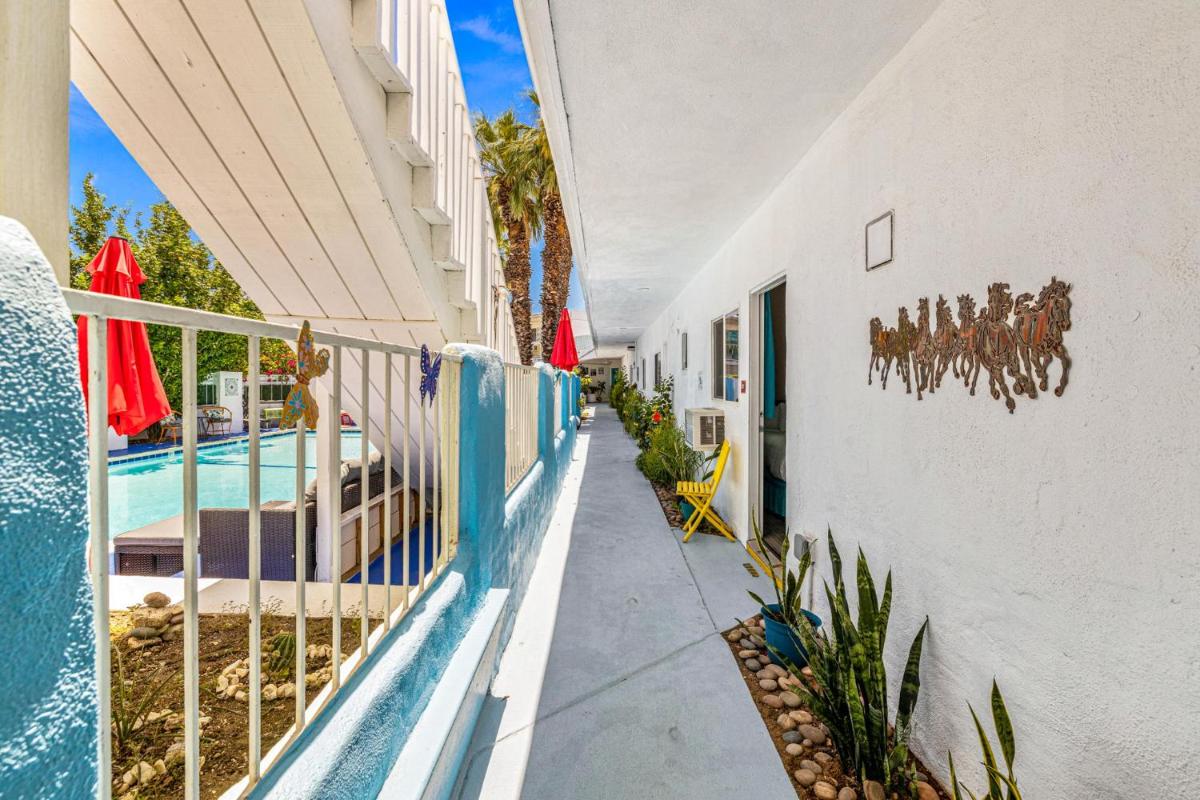 Inn at Palm Springs - image 4