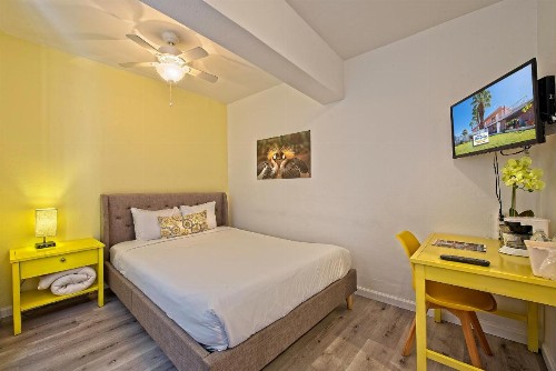 Inn at Palm Springs - image 5