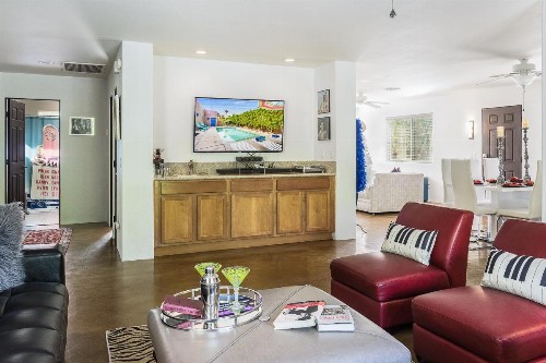 Palm Springs Home Close to Downtown - image 11