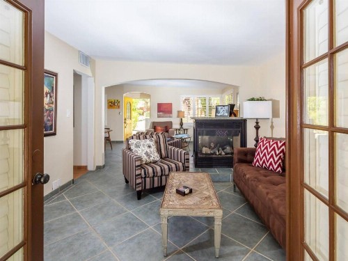 Reeves Garden House - image 10