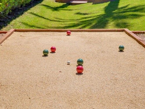Lions Gate Estate - image 32