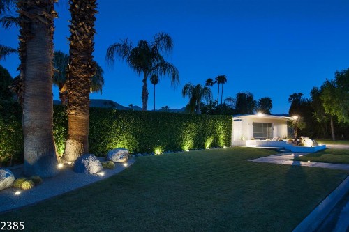 Collins Hideaway - image 18
