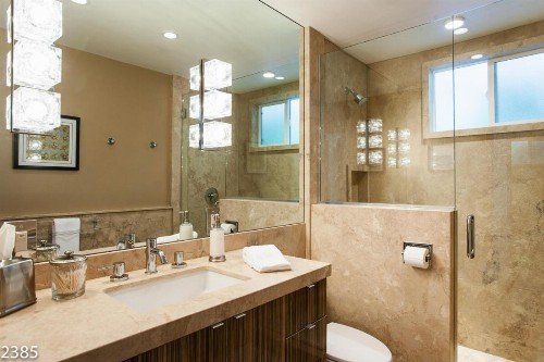 Collins Hideaway - image 33