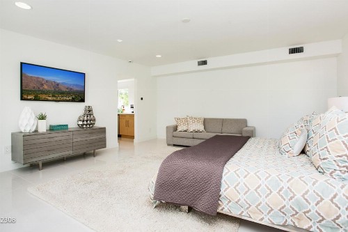 La Paloma Palms - image 5