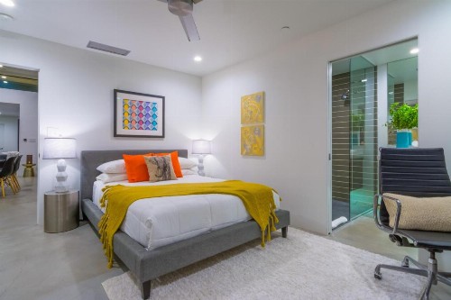 Best in Palm Springs • Featured in Dwell • 5 Bedrooms & All En Suite Baths - image 10