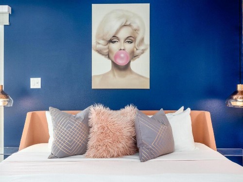 Bubble Gum Modern - image 19