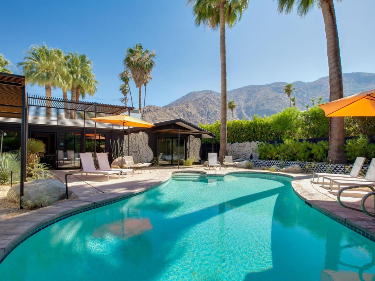 Mostero House - main image