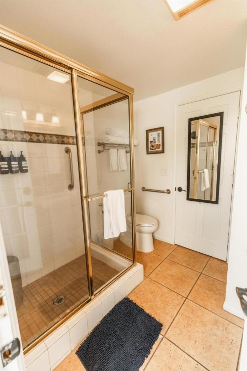 Old Ranch Inn - Adults Only 21 & Up - image 10