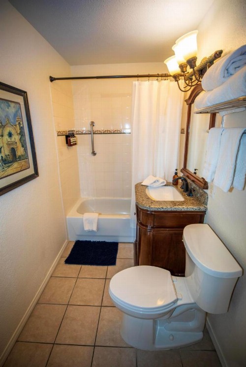 Old Ranch Inn - Adults Only 21 & Up - image 2