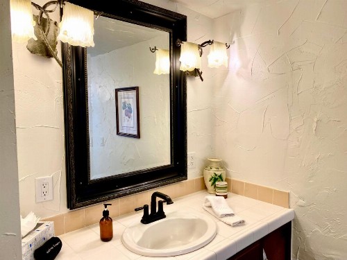 Old Ranch Inn - Adults Only 21 & Up - image 24