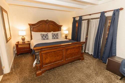 Old Ranch Inn - Adults Only 21 & Up - image 4