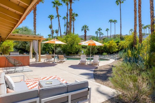 Modern Loma Vista - image 43