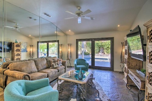 Luna Azul Retreat with Private Pool 3 Mi to Downtown - image 7