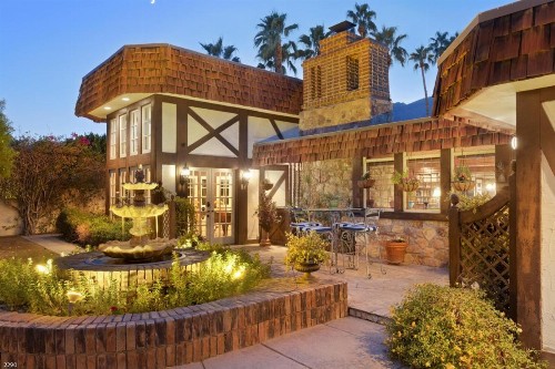 Villa Coffee House - image 23