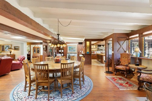 Villa Coffee House - image 6
