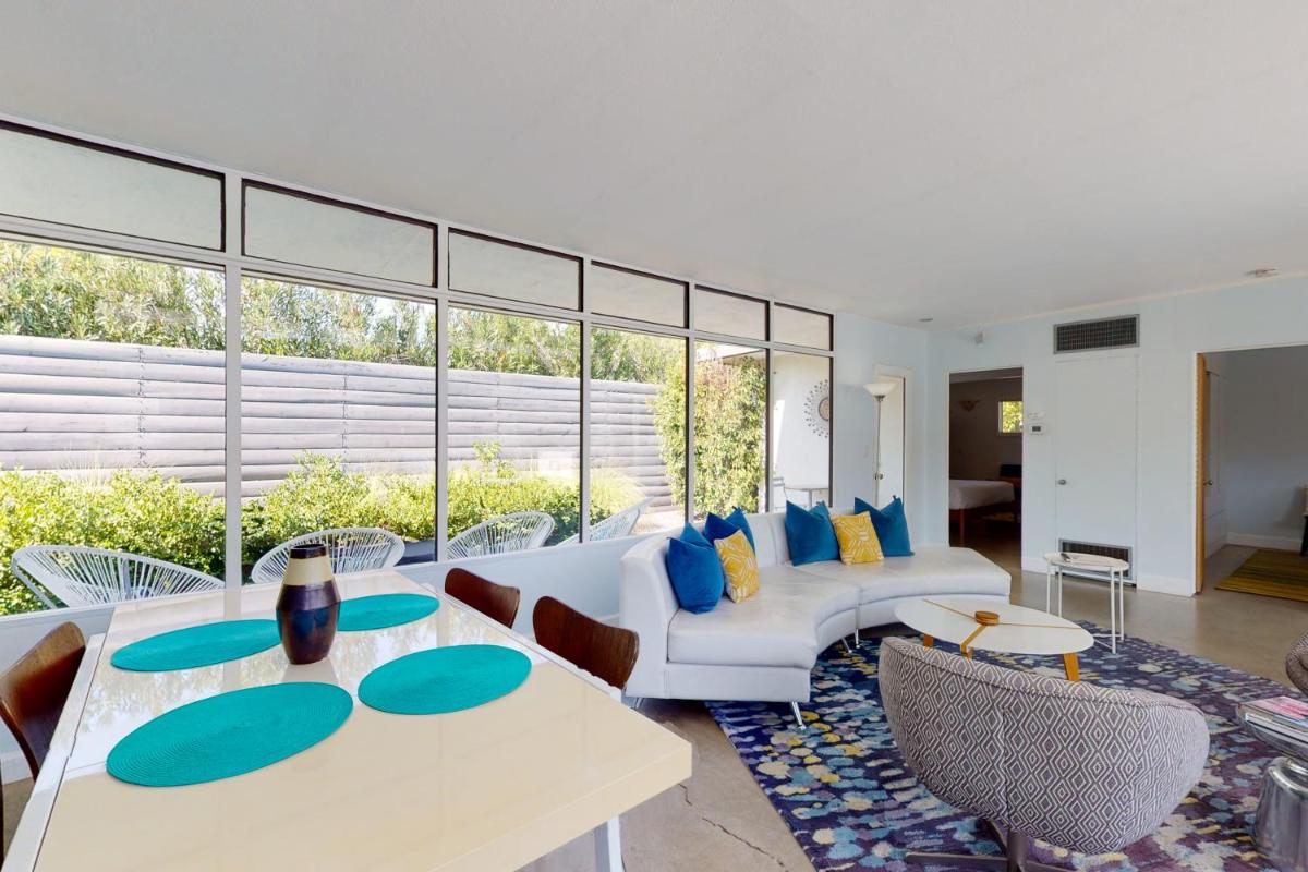 The Aluminum House - image 2