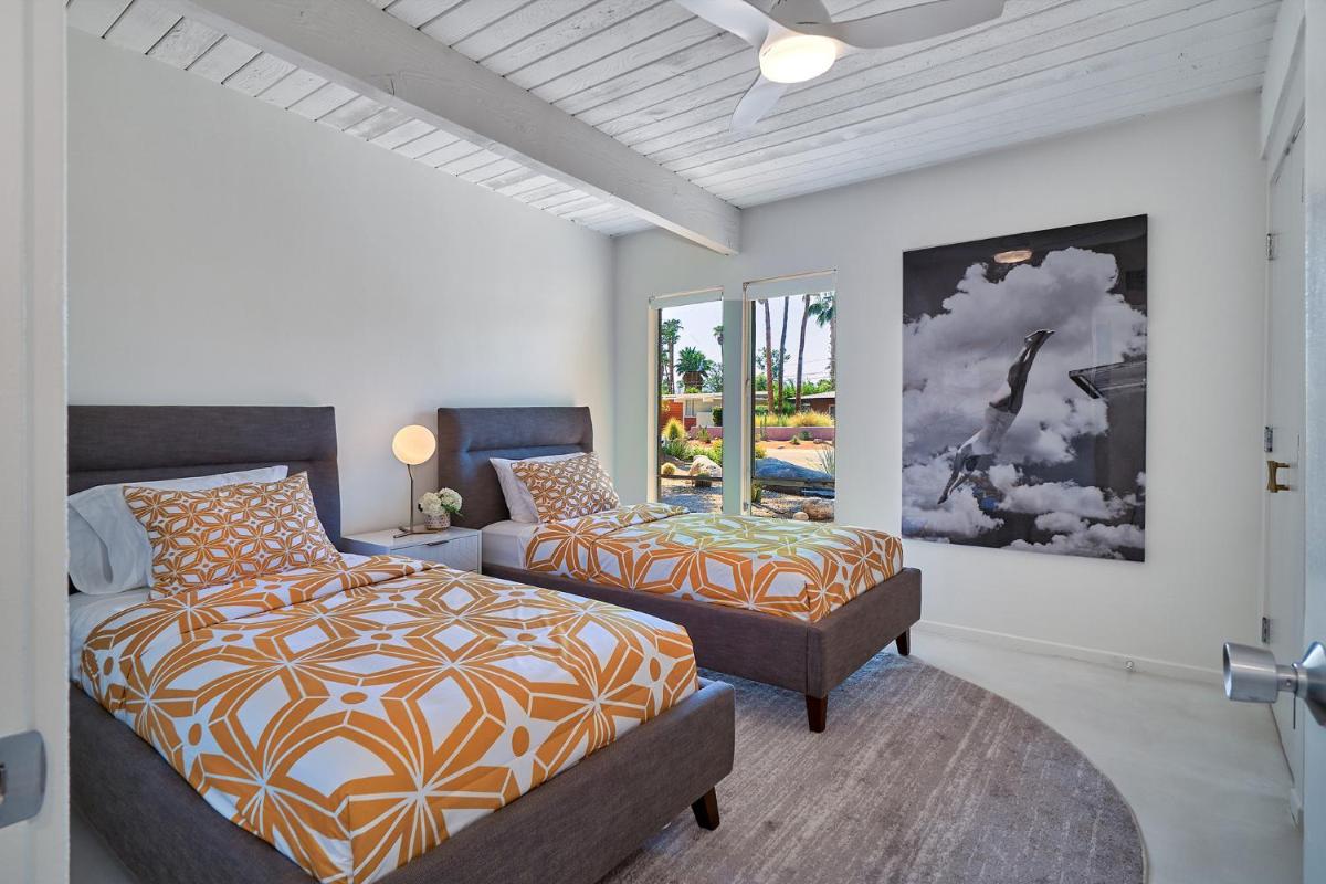 Jewel of Palm Springs - image 6